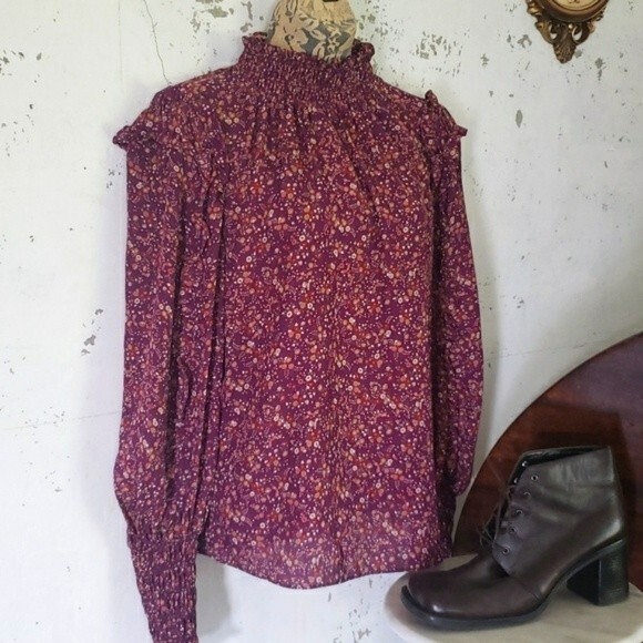 MAX STUDIO NWOT Women's Ditsy Floral High Neck Ruffled Top Medium - Picture 1 of 9